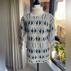 Vintage hand knit 100% wool sweater size P/S